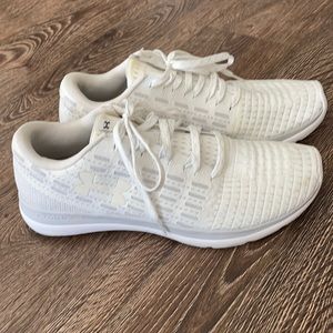 Men’s under armor white sneakers